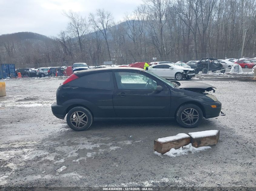 2000 Ford Focus Zx3 VIN: 3FAFP313XYR180119 Lot: 43845056