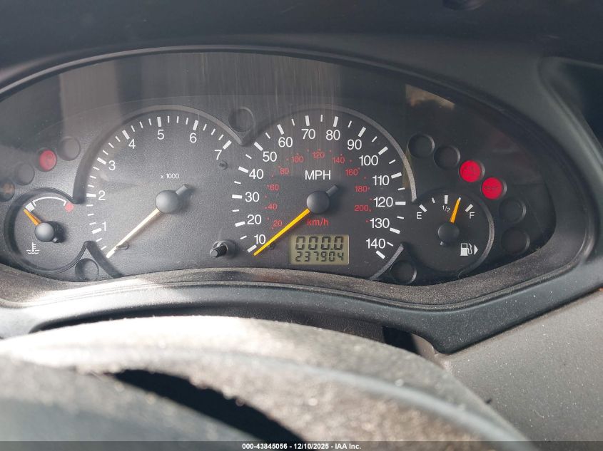 2000 Ford Focus Zx3 VIN: 3FAFP313XYR180119 Lot: 43845056