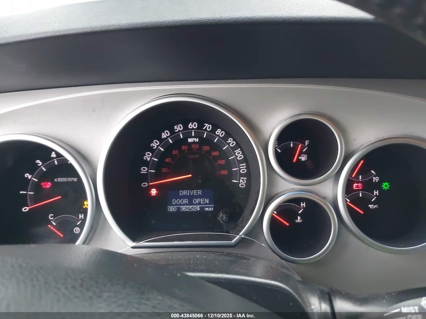 5TDBY68A48S021766 2008 TOYOTA SEQUOIA photo no. 7