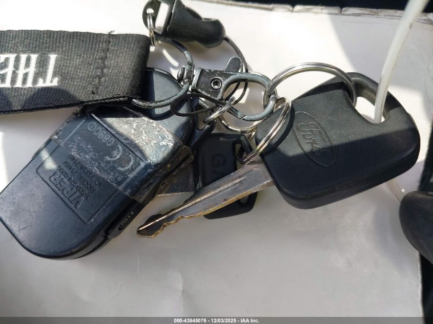 2001 Ford Focus Se VIN: 1FAFP34301W206306 Lot: 43845076