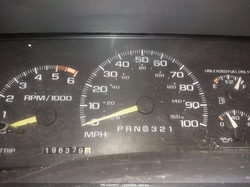 1996 Chevrolet Gmt-400 C1500 VIN: 2GCEC19MXT1161571 Lot: 43845077