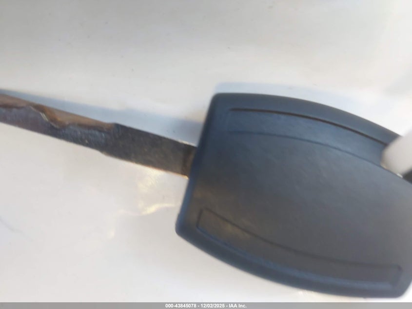 1FAHP3F28CL370422 2012 FORD FOCUS photo no. 11