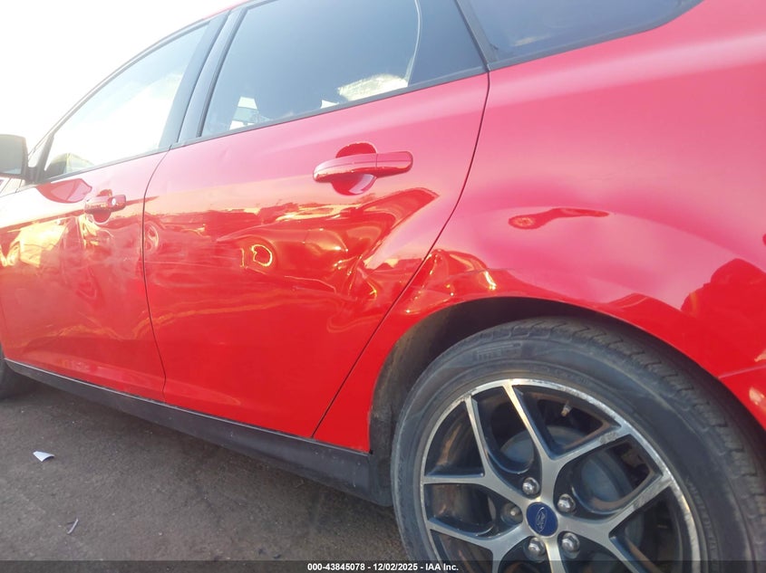 1FAHP3F28CL370422 2012 FORD FOCUS photo no. 6