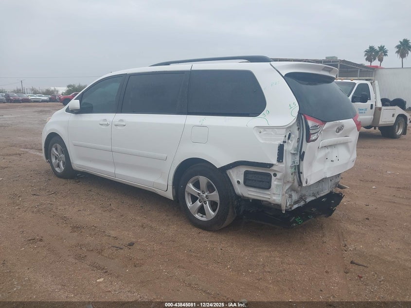 Vin: 5tdkk3dc9fs581979, lot: 44340584, toyota sienna le 8 passenger 20153