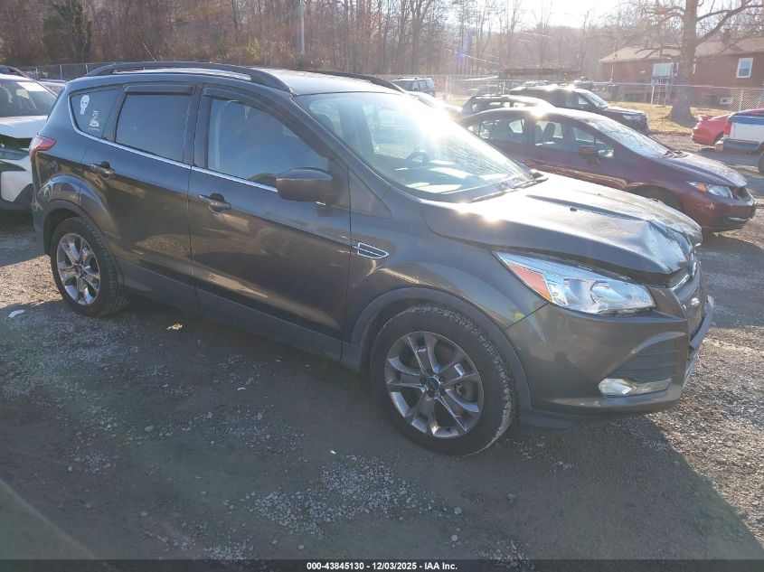 FORD ESCAPE SE