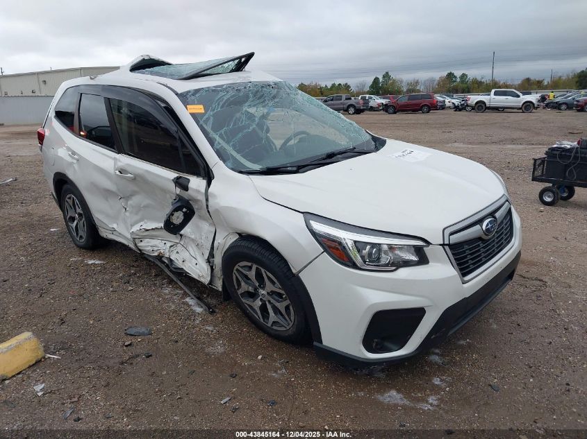 SUBARU FORESTER PREMIUM