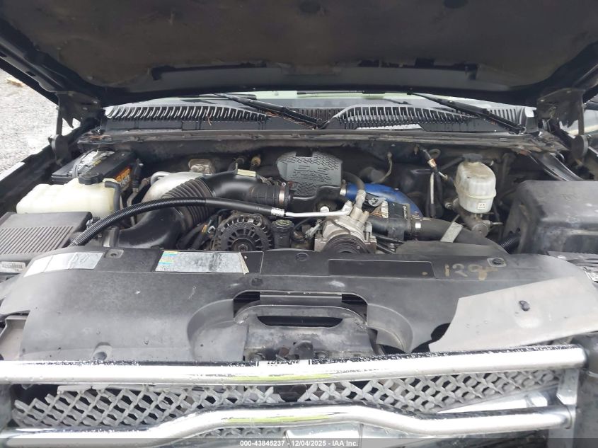 2003 Chevrolet Silverado 3500 Ls VIN: 1GCJC33143F140670 Lot: 43845237