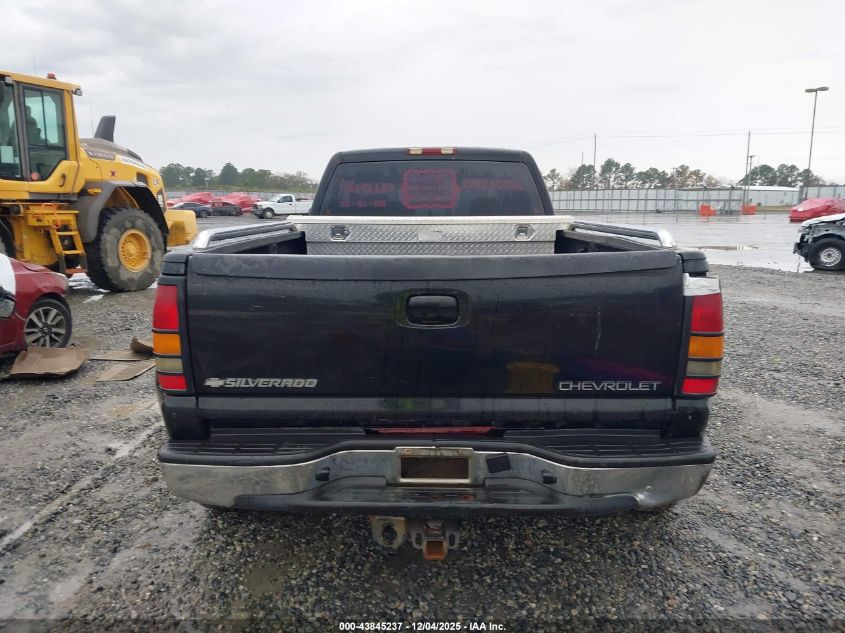 2003 Chevrolet Silverado 3500 Ls VIN: 1GCJC33143F140670 Lot: 43845237