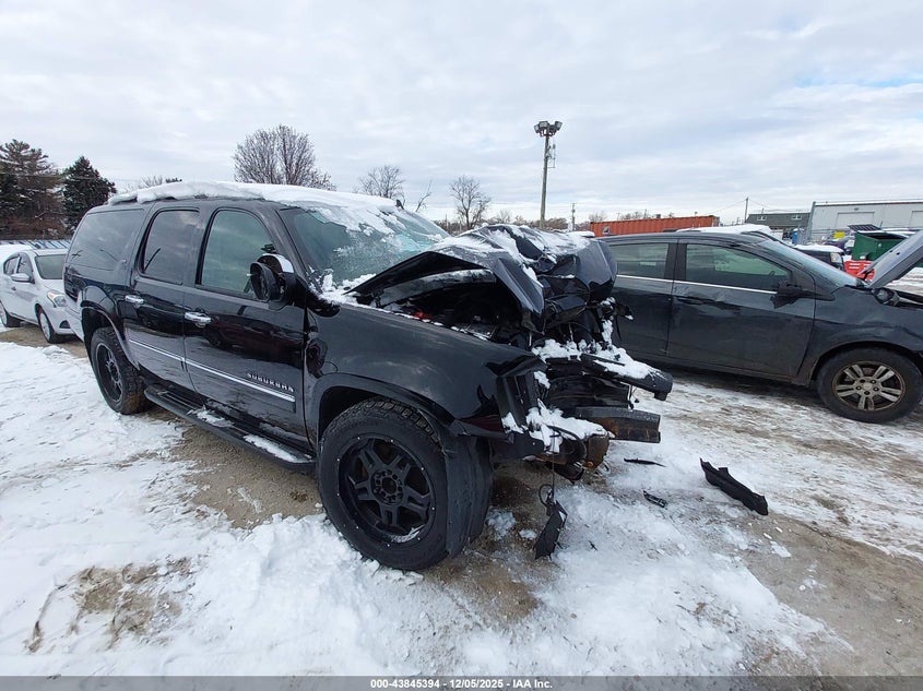 2014 Chevrolet Suburban 1500 Ltz