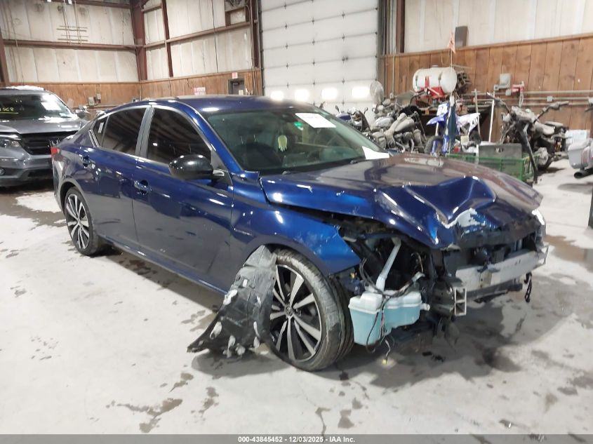 NISSAN ALTIMA SR FWD