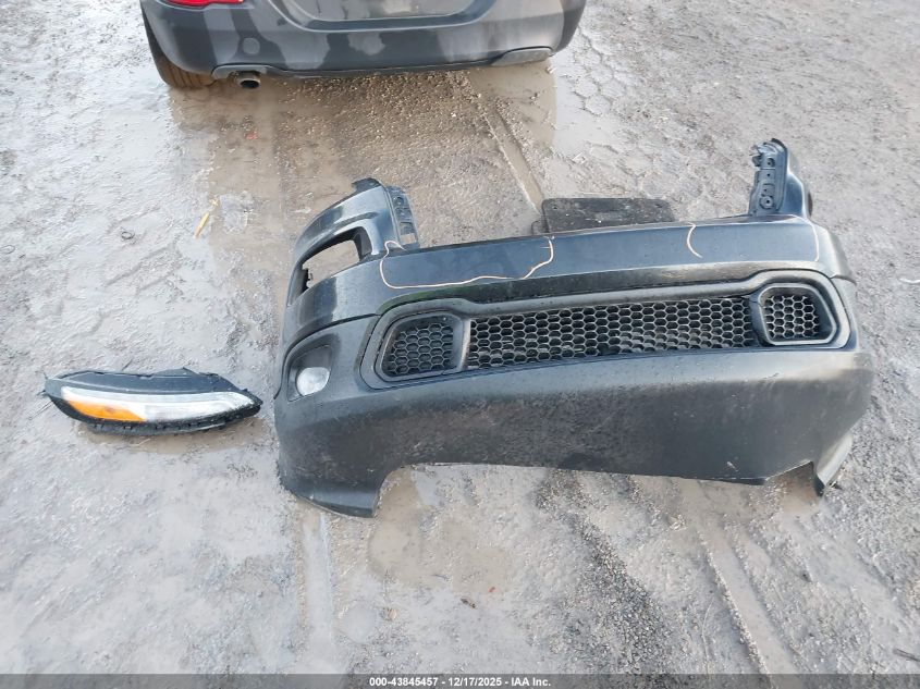 2016 Jeep Cherokee Latitude VIN: 1C4PJLCB3GW324139 Lot: 43845457