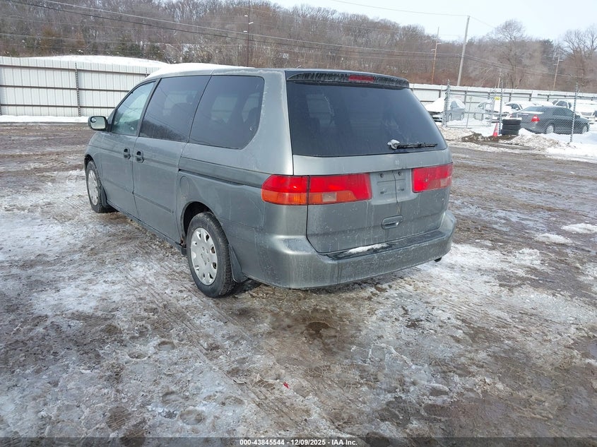 2HKRL1858YH626642 2000 HONDA ODYSSEY photo no. 3