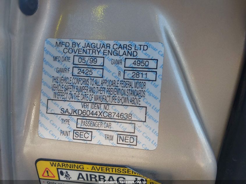 1999 Jaguar Xj8 Vanden Plas VIN: SAJKD6044XC874638 Lot: 43845562
