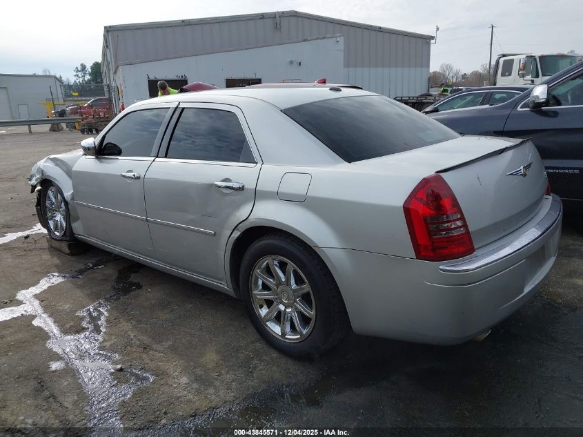 2007 Chrysler 300C VIN: 2C3KA63H77H808253 Lot: 43845571