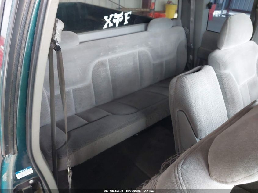 1998 GMC Sierra 1500 Sl Wideside VIN: 2GTEK19R2W1539269 Lot: 43845589