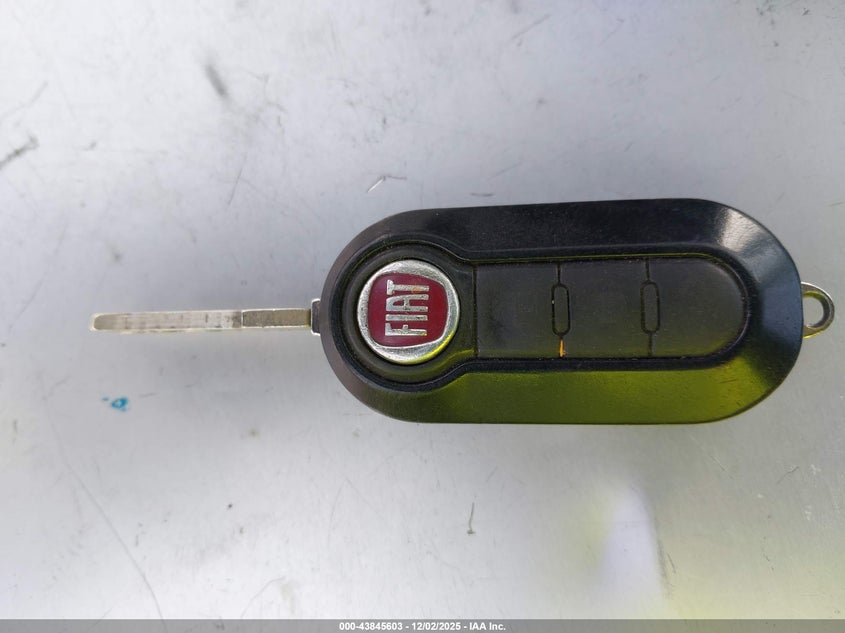 3C3CFFAR8CT183803 2012 FIAT 500 photo no. 11