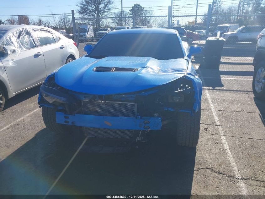 2023 Chevrolet Camaro Rwd Lt1 VIN: 1G1FF1R72P0117435 Lot: 43845630