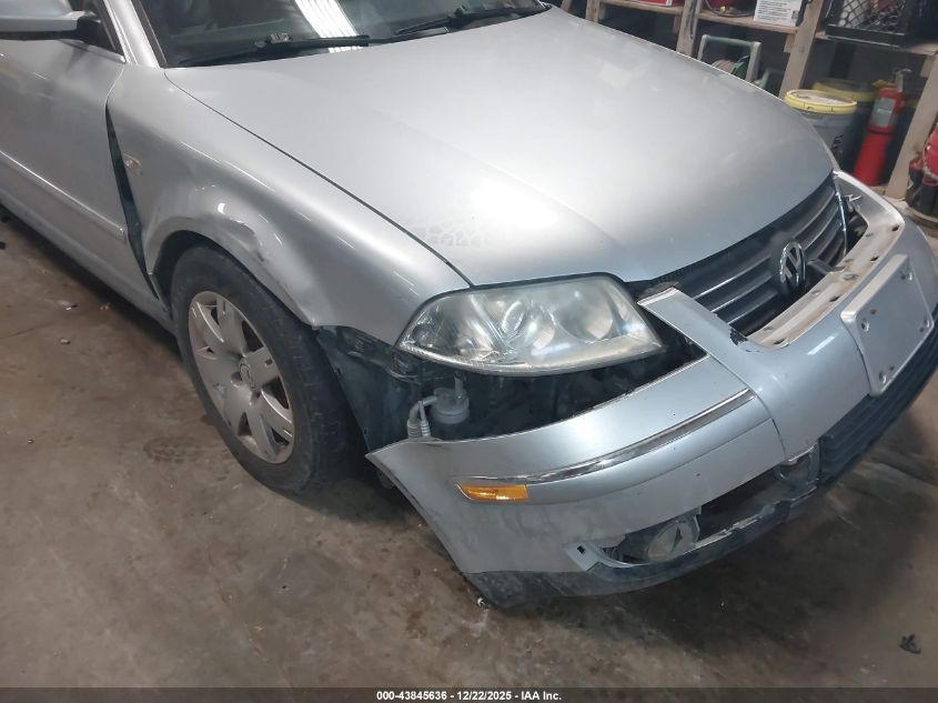2002 Volkswagen Passat Glx VIN: WVWRH63B22P449366 Lot: 43845636