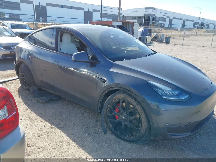 TESLA MODEL Y PERFORMANCE DUAL MOTOR ALL-WHEEL DRIVE