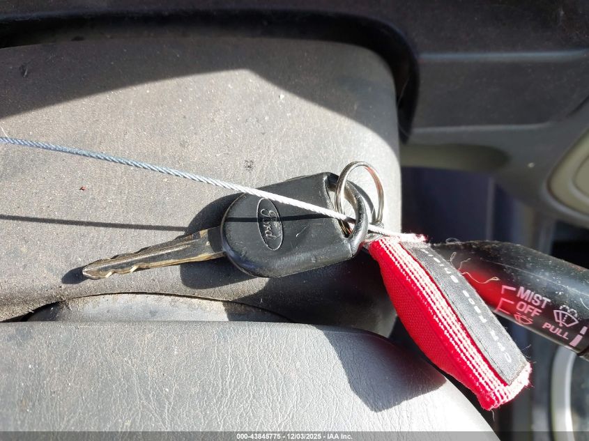 2005 Ford Escape Xlt VIN: 1FMYU93165KC91885 Lot: 43845775