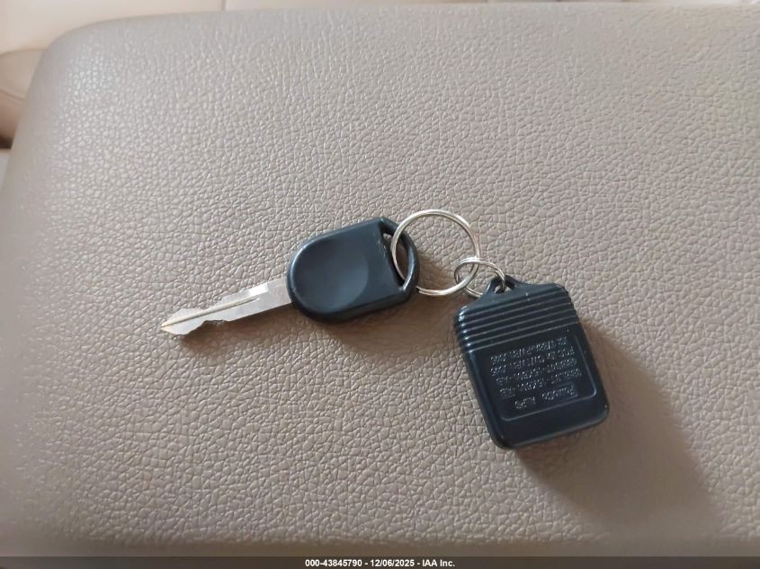 2007 Ford Explorer Eddie Bauer VIN: 1FMEU74E27UB07798 Lot: 43845790