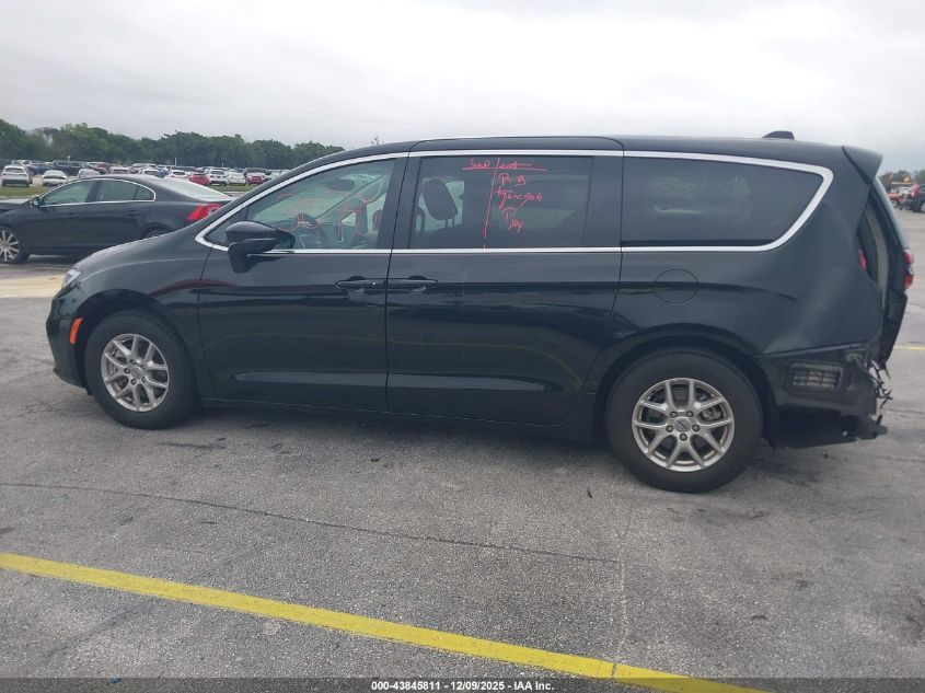 2024 Chrysler Pacifica Touring L VIN: 2C4RC1BG3RR161685 Lot: 43845811