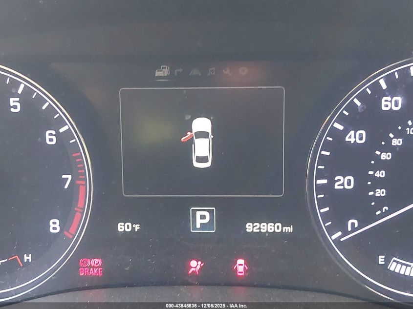 2016 Hyundai Genesis 3.8 VIN: KMHGN4JE0GU129260 Lot: 43845836