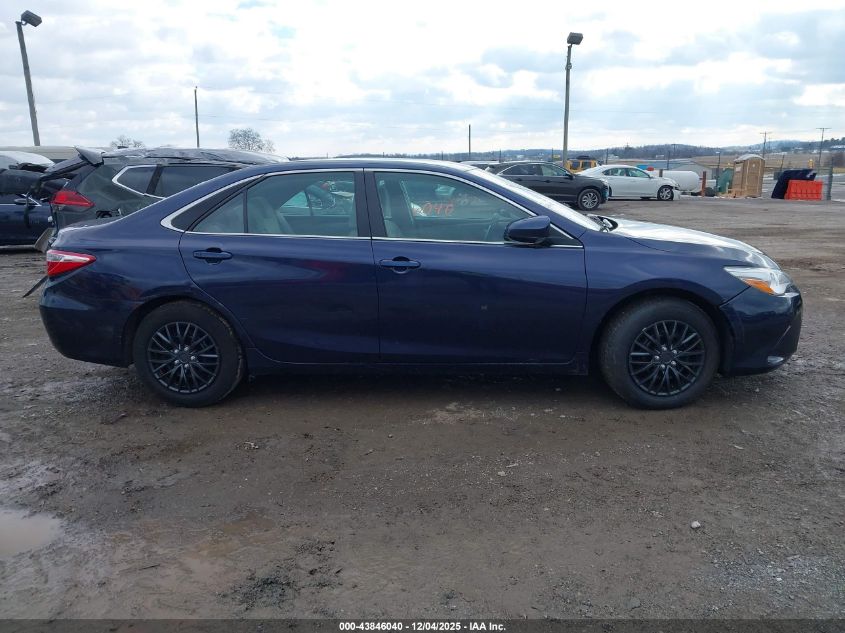 2015 Toyota Camry Le VIN: 4T1BF1FK3FU990208 Lot: 43846040