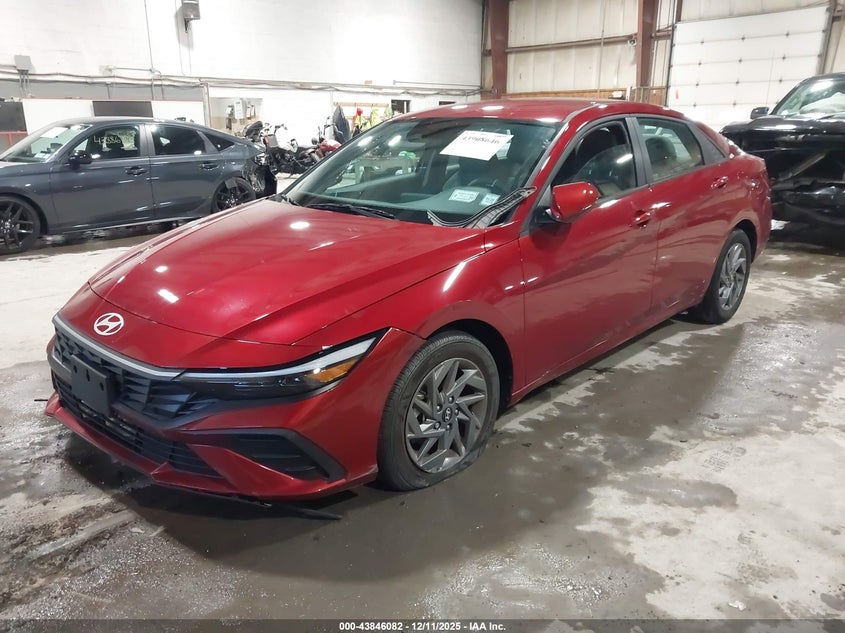 2024 Hyundai Elantra Sel