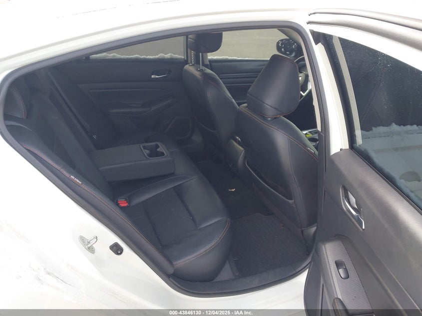 2019 NISSAN ALTIMA auction photo 8