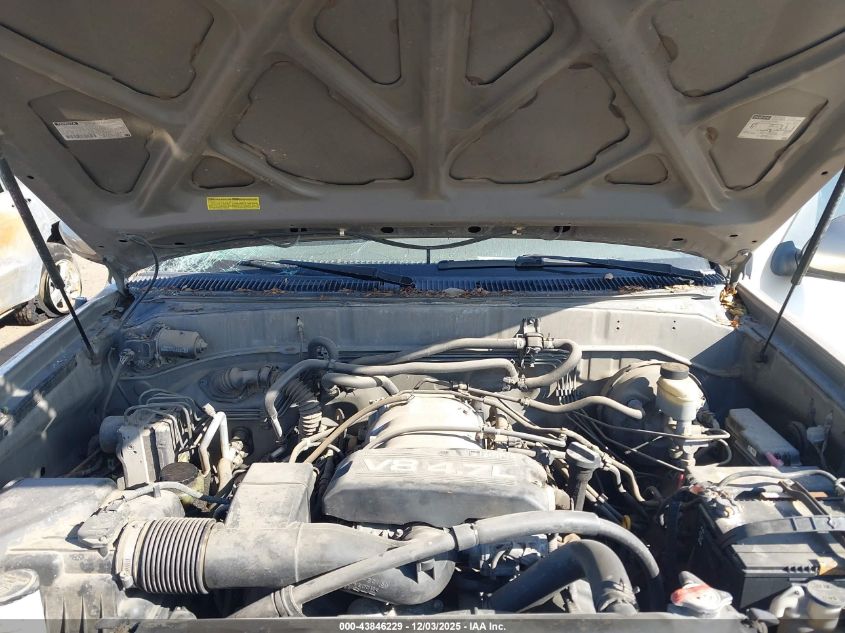 2001 Toyota Sequoia Sr5 V8 VIN: 5TDZT34AX1S035582 Lot: 43846229