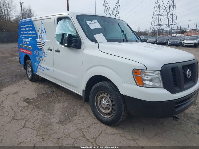 NISSAN NV CARGO SV V8