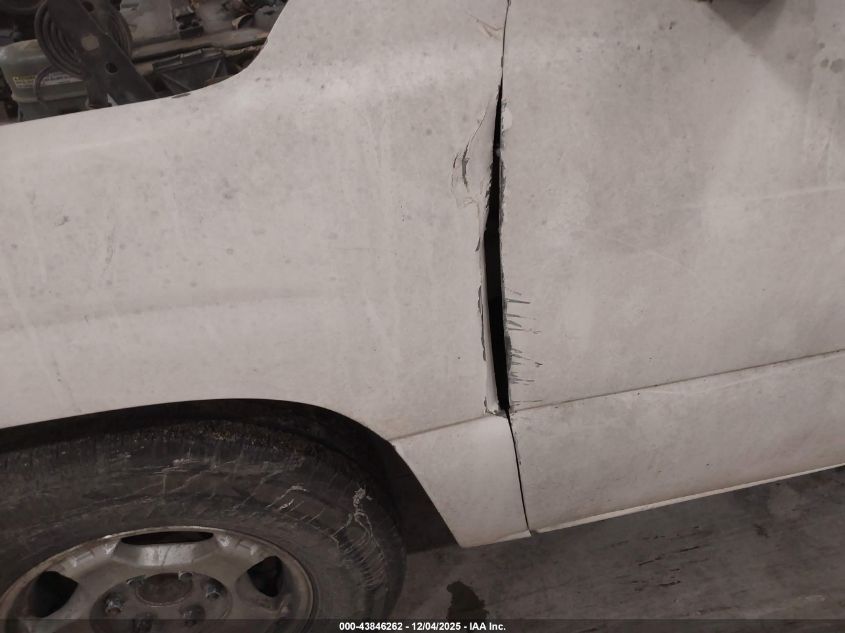 2002 Chevrolet Silverado 1500 VIN: 1GCEC14W92Z157106 Lot: 43846262