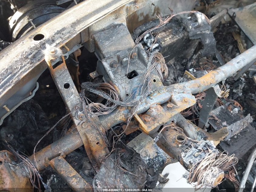 2001 Mercedes-Benz Clk 430 VIN: WDBLK70G61T061171 Lot: 43846273