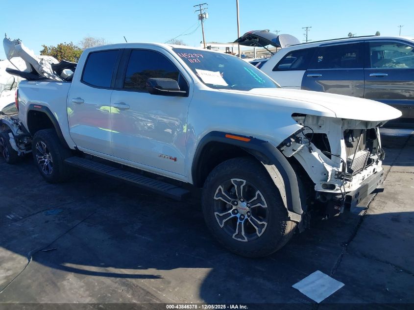 GMC CANYON 4WD SHORT BOX AT4