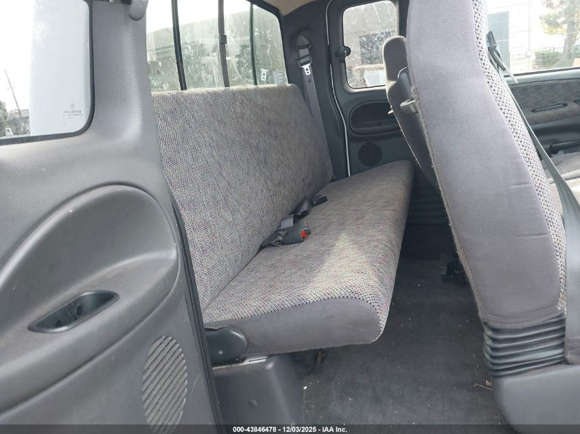 1998 Dodge Ram 2500 St VIN: 1B7KF23Z7WJ169268 Lot: 43846478