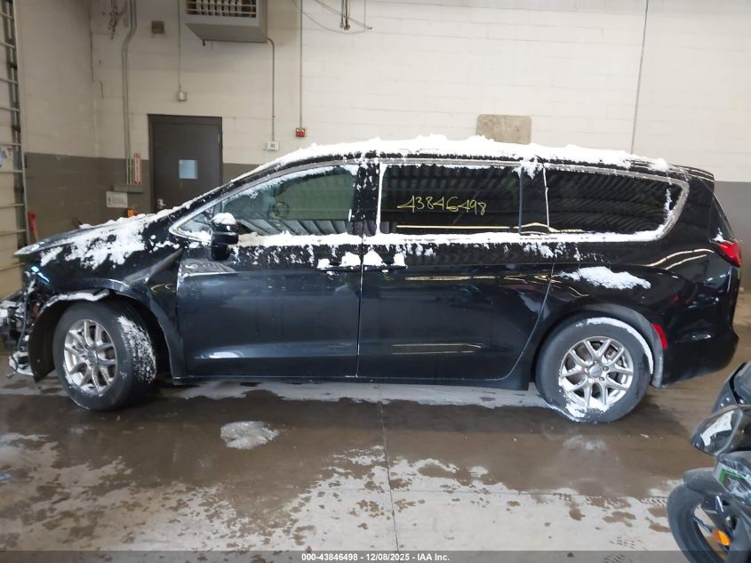 2025 Chrysler Pacifica Select VIN: 2C4RC1BG5SR531993 Lot: 43846498