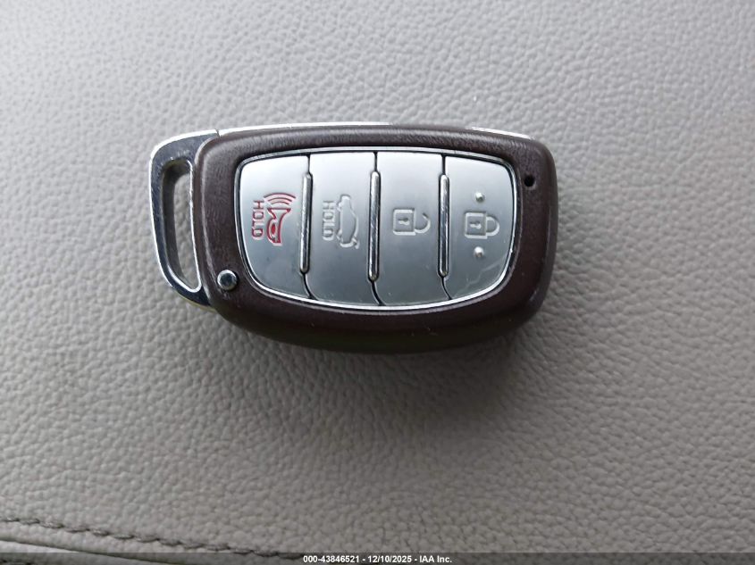 2015 Hyundai Sonata Limited VIN: 5NPE34AFXFH190926 Lot: 43846521