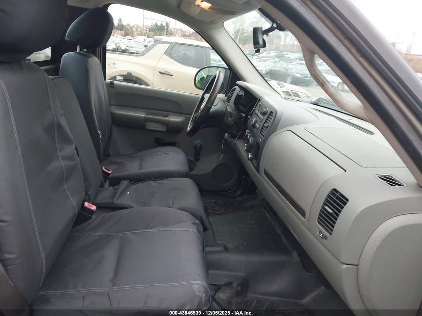 1GCEC14X28Z120030 2008 CHEVROLET SILVERADO photo no. 5