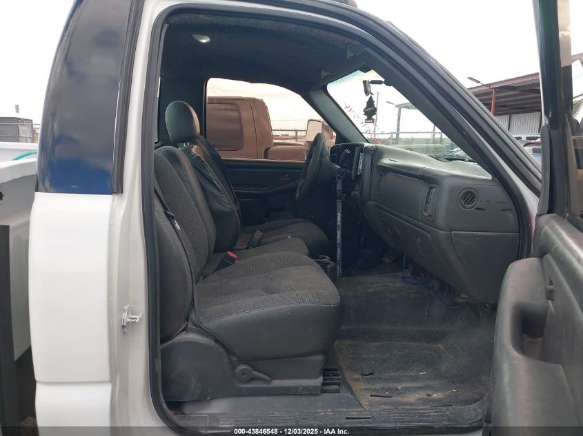 2003 Chevrolet Silverado 3500 Chassis VIN: 1GBJC34U73E284488 Lot: 43846548