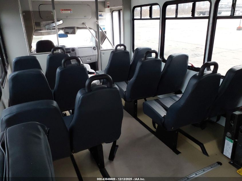 2023 Ford E-450 Cutaway VIN: 1FDFE4FN3PDD18988 Lot: 43846609