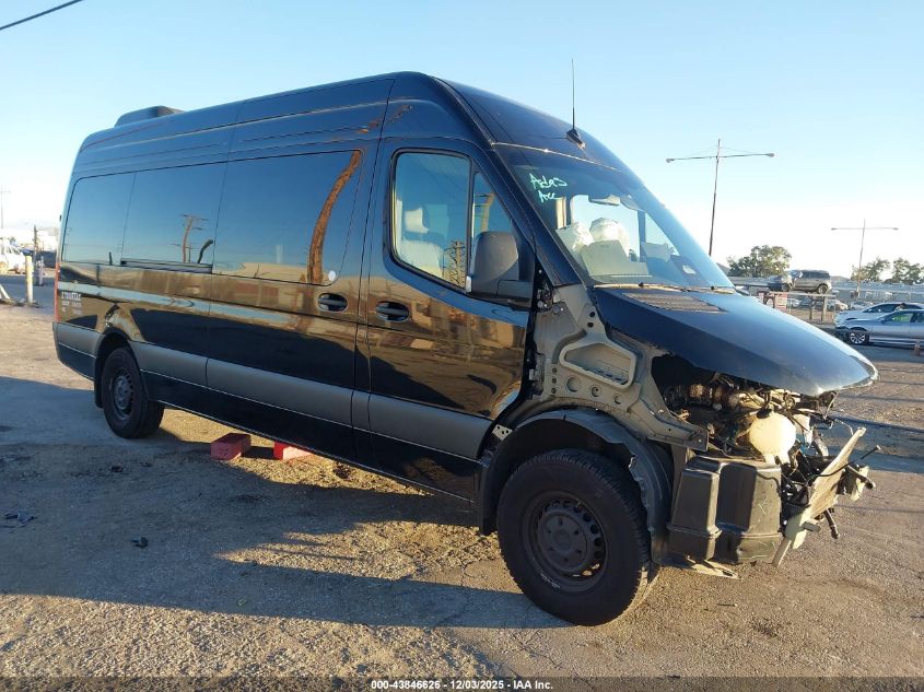MERCEDES-BENZ SPRINTER HIGH ROOF 4-CYL DIESEL HO