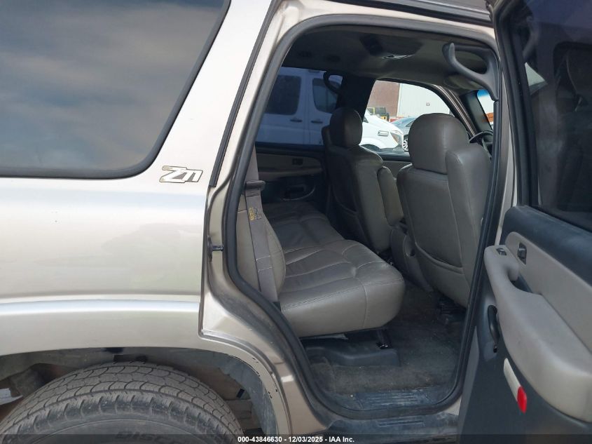 2002 Chevrolet Tahoe Z71 VIN: 1GNEK13Z92R290695 Lot: 43846630