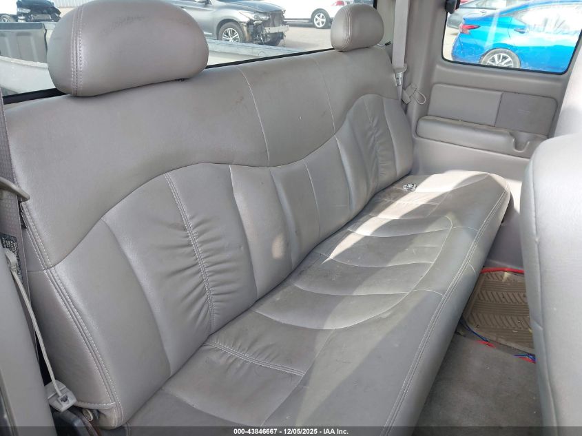 2000 Chevrolet Silverado 1500 Lt VIN: 2GCEC19T6Y1172713 Lot: 43846667