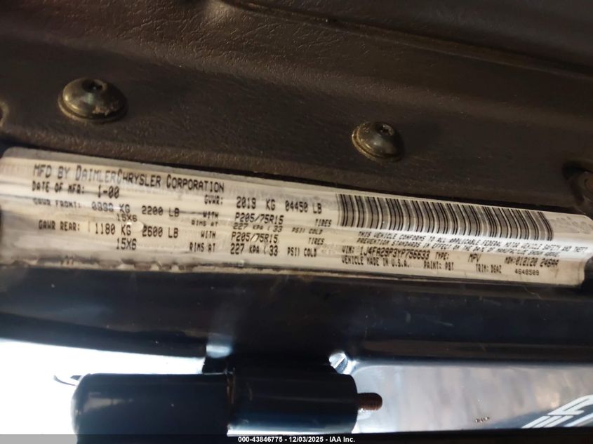 2000 Jeep Wrangler Se VIN: 1J4FA29P3YP756633 Lot: 43846775