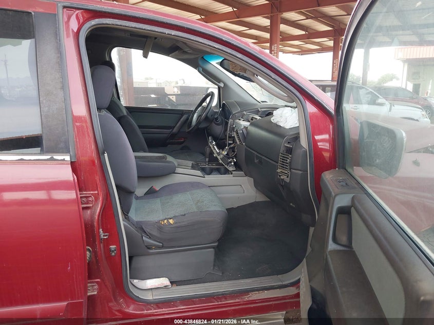 2004 Nissan Titan Se