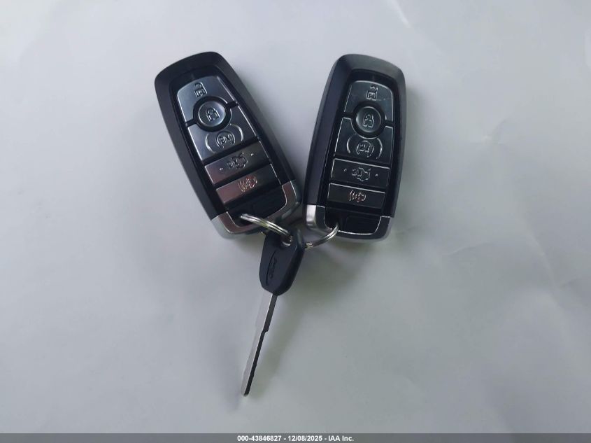 2018 Ford Explorer Sport VIN: 1FM5K8GT2JGA67766 Lot: 43846827