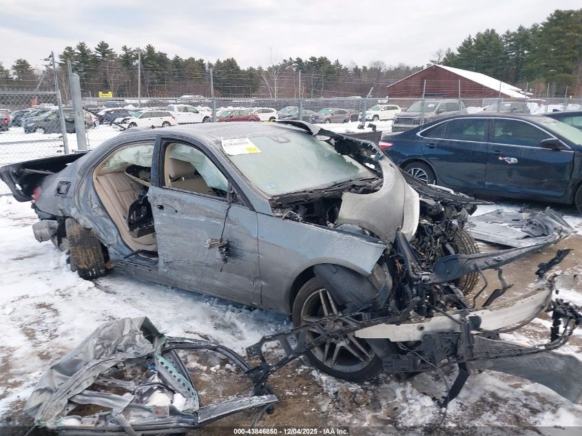 MERCEDES-BENZ E-CLASS 4MATIC
