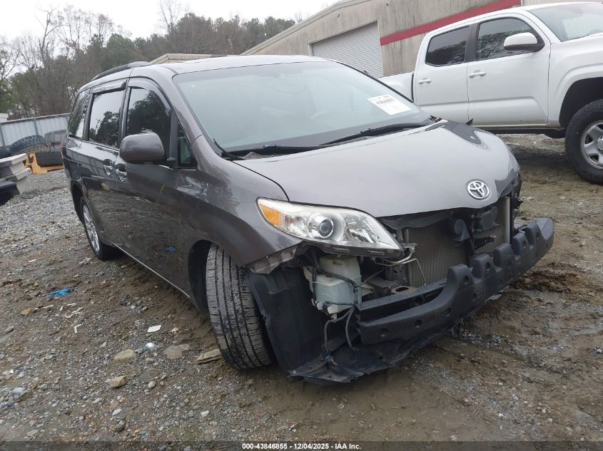 TOYOTA SIENNA LIMITED V6