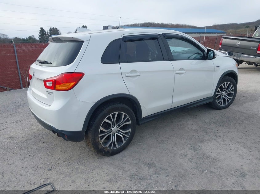2017 Mitsubishi Outlander Sport 2.0 Le